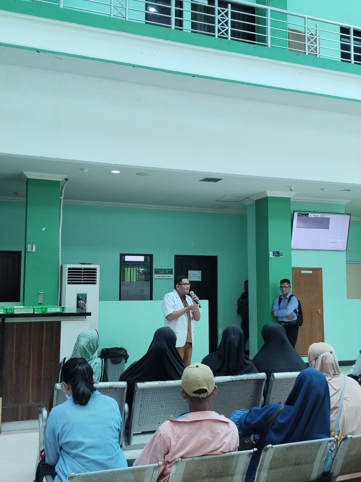 service-image